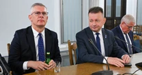 W sieci zawrzało po akcie oskarżenia dla Mariusza Błaszczaka. "Samo się komentuje"