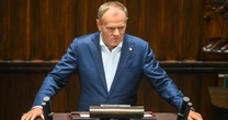 Wrzawa w Sejmie. Donald Tusk uderza w Dariusza Mateckiego. "Wytrzymamy jego przepustkę"