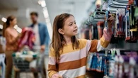 124 zł co miesiąc na dziecko od 5 do 18 roku życia w 2025 r.