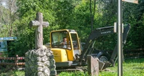 Ekshumacje na Wołyniu. Nowe informacje. Odsłonięto wierzchnią warstwę mogiły