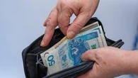 Ponad 400 zł dodatku od ZUS. Oto, co trzeba zrobić, aby dostać świadczenie