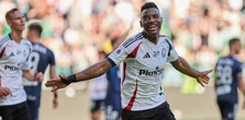 Legia Warszawa rozmawia z gwiazdą. Piłkarz poszedł na ustępstwa, ale to za mało