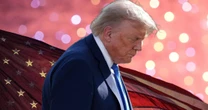 Donald Trump nie mówi "nie", ale jeszcze się waha przed zaatakowaniem Iranu. Wie, na czyj gniew go to narazi [KOMENTARZ]