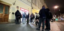 Monopolowy w Warszawie znalazł "sposób" na nocną prohibicję. Ratusz chce go zamknąć