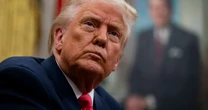 Związek Trumpa z aferą Epsteina na nowo rozpalił Amerykę. Jaka jest prawda? Pierwsza opcja jest haniebna. Druga to historyczny skandal [KOMENTARZ]