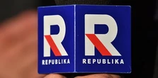 Co się dzieje za kulisami TV Republiki? Tajemnicze odejścia i głośne oferty