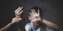Statystyki są niepokojące. Rośnie liczba "niebieskich kart" w Warszawie