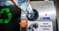 Te sklepy też pobiorą kaucję. Pustych butelek już nie muszą odebrać