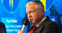 Nocna polemika człowieka Donalda Trumpa z ministrem Sikorskim. To reakcja na program Onetu
