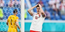 Oto prawdziwy powód słabej gry Lewandowskiego? W Bayernie robić tego nie musi