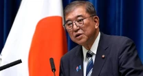Premier Japonii podał się do dymisji. Jako powód wskazał umowę z USA
