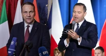 Przytyk Radosława Sikorskiego w stronę Karola Nawrockiego. "Jego odpowiednikiem jest król"
