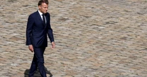 Paryż w politycznej czarnej dziurze. Zadłużenie to dopiero wierzchołek góry lodowej. "System polityczny we Francji osiągnął granice"