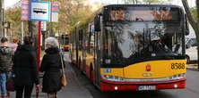 Masz to orzeczenie? W wakacje pojedziesz autobusem i pociągiem niemal za darmo