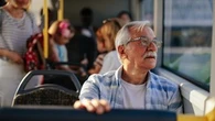 Komunikacja miejska dla seniorów za darmo. Jest jeden warunek