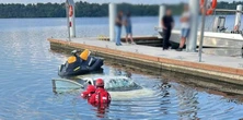 Próbował zwodować skuter wodny. Teraz musi poszukać nowego samochodu