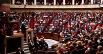 Polityczna przyszłość Francji pod znakiem zapytania. Poseł z partii Marine Le Pen: technokraci są niekompetentni