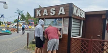 Karuzela nad morzem. Ludzie przecierają oczy. "Poniosło kogoś"
