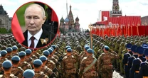 "Pompatyczna mistyfikacja". Ekspert ocenia paradę czołgów Putina i wskazuje trzy słabe punkty. "Inscenizacja maskowała braki"