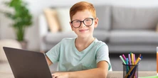 Te laptopy to potężne maszyny w świetnej cenie. Idealne dla dziecka lub do pracy