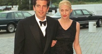 Carolyn Bessette i John Kennedy Jr. zginęli 25 lat temu. Mroczne tajemnice wychodzą na jaw