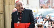 Przesłuchanie kardynała Stanisława Dziwisza. Sprawa po raz kolejny odwołana