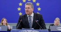 Bruksela szykuje karty na negocjacje z Donaldem Trumpem. Wysłała "pilną prośbę" do firm działających w UE