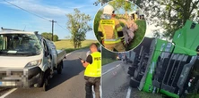 Ciężarówka zderzyła się z busem pod Bytowem. Strażacy musieli pilnować transportu w rowie