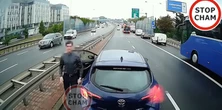 Nerwowo w Warszawie. "Szeryf" nie wytrzymał. Nagranie oburzyło ludzi