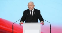 Prezes Kaczyński broni przeszłości Karola Nawrockiego. Wspomina swoją młodość [RELACJA NA ŻYWO]