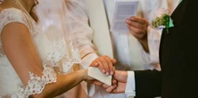 Po ślubie, ale bez dzieci? Duchowny mówi krótko. "Nie można mówić o małżeństwie"