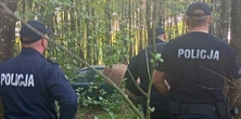 Zniknęli bez śladu i znaleziono ich martwych. Jedno ciało w aucie, drugie w bagnie. Policja zatrzymała sześć osób