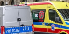 Dramat w Lubinie. Biegał z siekierą, a potem zmarł po policyjnej interwencji. Jest śledztwo