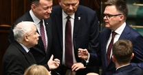 "Stan Wyjątkowy". Hołownia knuje z Kaczyńskim. Nawrocki idzie na zwarcie z rządem. Konfederaci ograli Tuska [PODCAST]