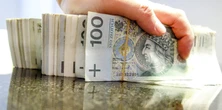 Ruszył program z dużą kasą dla młodych. Można dostać do 300 tys. zł