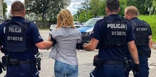 Rzuciła się z nożem na partnera matki. Potem myślała, że się ukryje. Szokujące kulisy