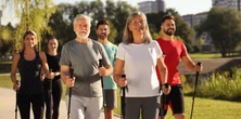 Tanie kijki do nordic walking. Seniorze zacznij się ruszać!