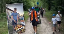 Marcin Mroczek pokazał, co się je na pielgrzymce. To nie kiełbasa i bułka z paprykarzem