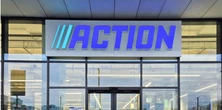 Ten gadżet z Action to hit na upały! Łączy funkcje klimatyzacji i lampki, a kosztuje grosze