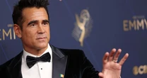 Colin Farrell na czerwonym dywanie z synem. Uwagę zwraca jedna rzecz