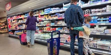 System kaucyjny będzie drenował portfele Polaków. Ekspert nie owija w bawełnę