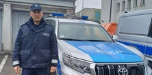 Jechał ogromną ciężarówką, gdy nagle źle się poczuł. Policjanci ruszyli mu na pomoc