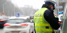 Jak szybko po spożyciu alkoholu można prowadzić auto? Kierowcy źle to obliczają