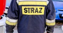 Pożar auta na jednej z głównych arterii Warszawy. Sieć obiegło nagranie