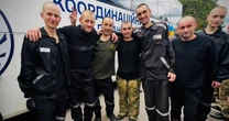 Ukraińcy wracają do ojczyzny z niewoli. Wśród uwolnionych były mer miasta i dziennikarz