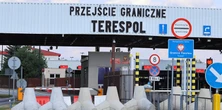 Betony zamknęły granicę w Terespolu. "Rodzina została po drugiej stronie"