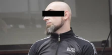 Pan Marian jeszcze żył, gdy sąsiad wrzucił go do szamba. Oprawca usłyszał wyrok