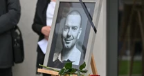 "Żaden rodzic nie powinien chować własnego dziecka". Brat zamordowanego lekarza opowiada o tragedii