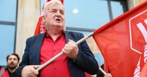 Piotr Ikonowicz ostro o aferze z mieszkaniem Nawrockiego. "Zachowuje się jak przestępca"
