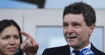 Exit poll: centrowy burmistrz Bukaresztu Nicușor Dan będzie prezydentem Rumunii